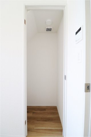 トイレ　清潔感のあるトイレです