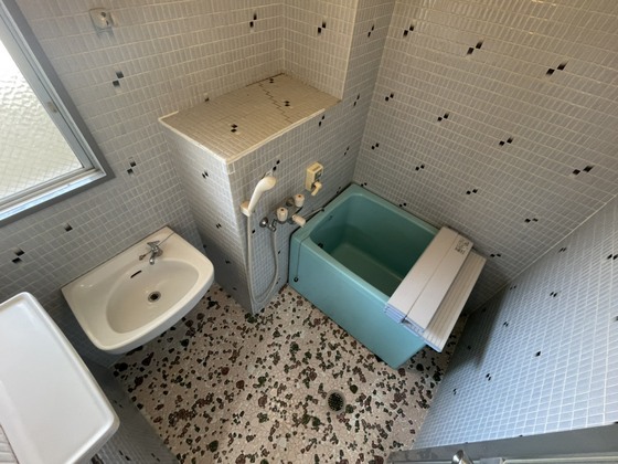 バス・シャワールーム