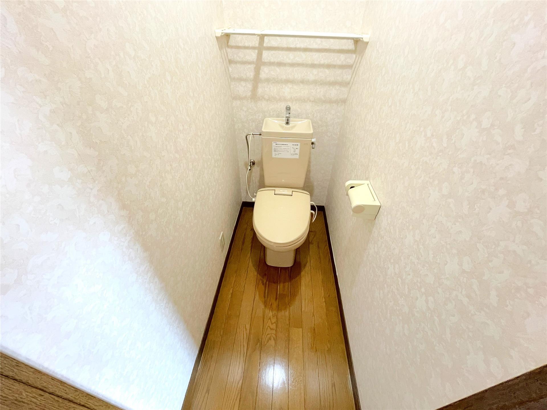 トイレ　トイレ