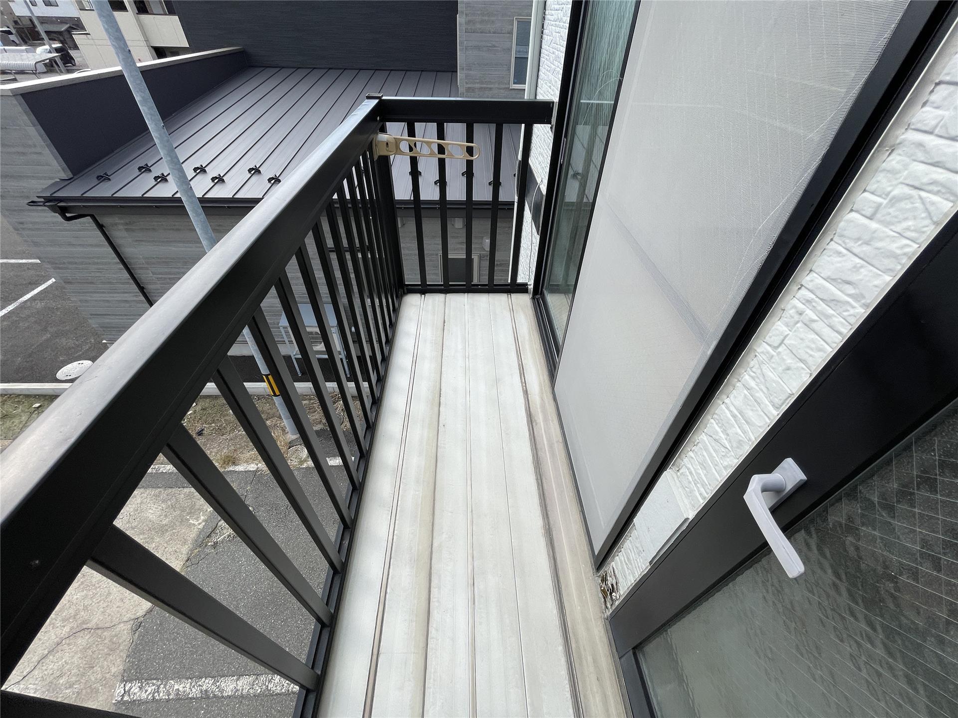 バルコニー　バルコニー