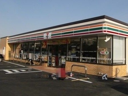 コンビニ　セブンイレブン上尾原市バイパス（コンビニ）まで430m