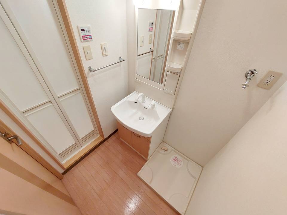 洗面設備　洗濯機置場