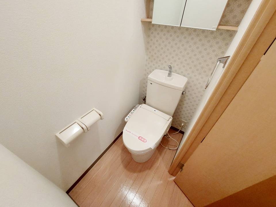 トイレ　トイレ