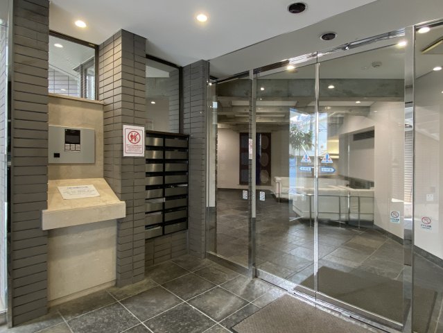 エントランス　オートロック