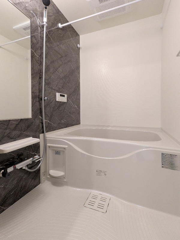 バス・シャワールーム　図面と現状に相違がある場合には現状を優先