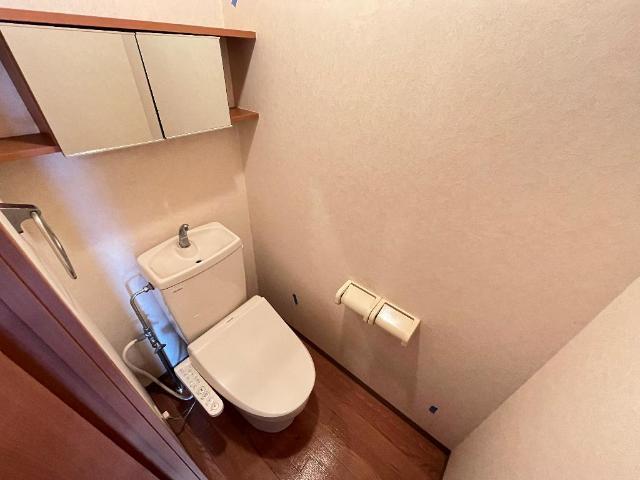 トイレ　トイレ