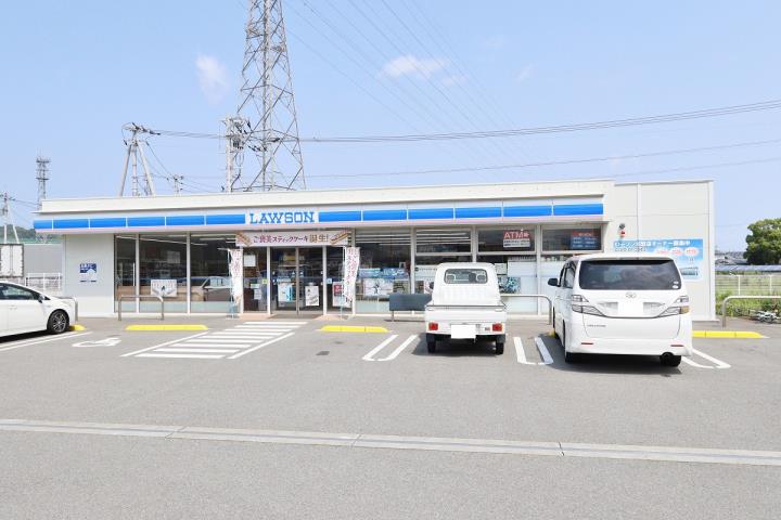 コンビニ　ローソン 小松島南バイパス店（コンビニ）まで520m