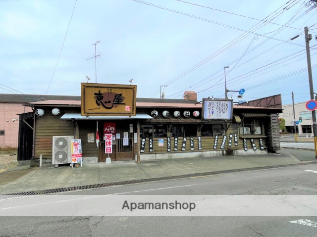 飲食店　恵屋高鍋店（飲食店）まで334m