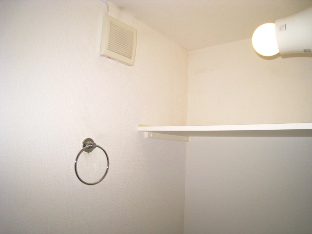 その他　同物件、別号室のものです。