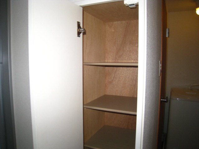 収納　同物件、別号室のものです。