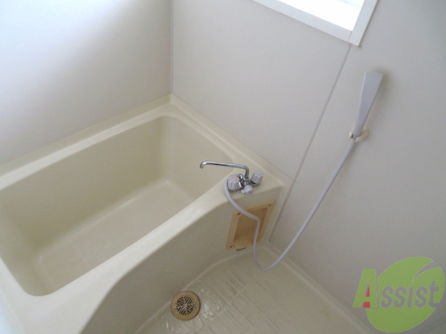 バス・シャワールーム　お風呂はのんびりゆったり入れるサイズ感が良い感じ。