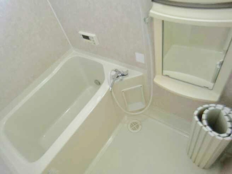 バス・シャワールーム　図面と現状に相違がある場合には現状を優先