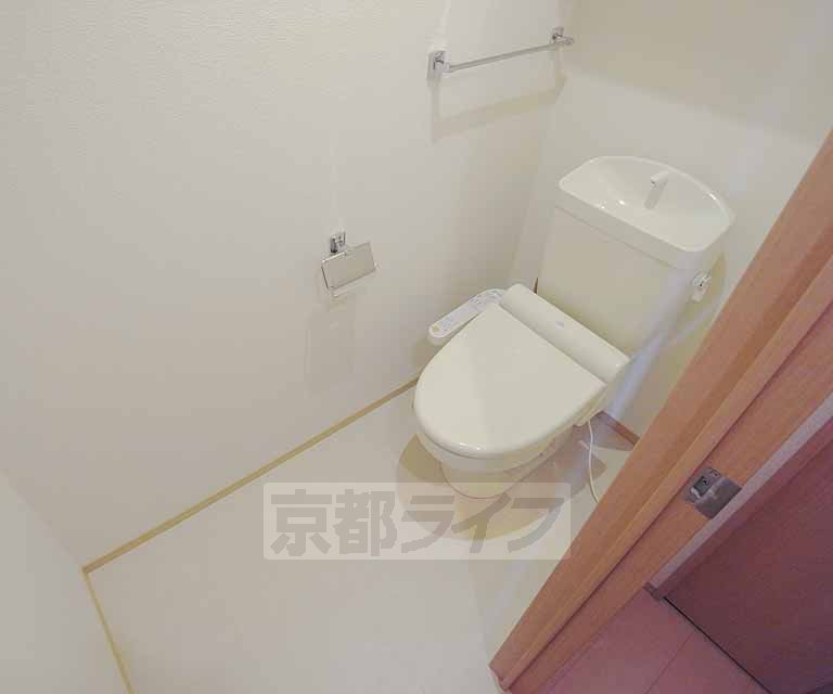 トイレ　・間取り異なります・