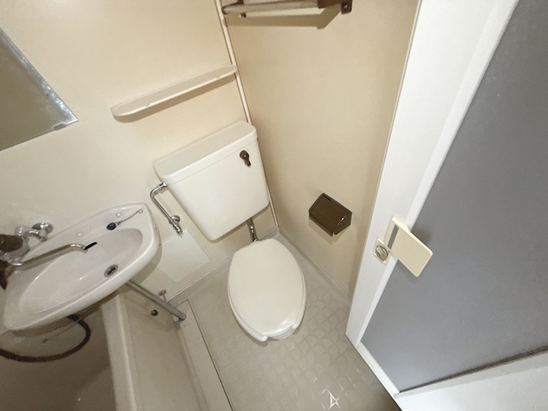 トイレ　トイレ