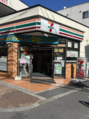 コンビニ　セブンイレブン 西新井駅西口店（コンビニ）まで726m