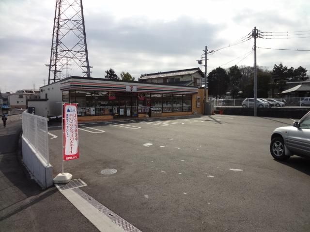 コンビニ　セブンイレブン川崎井田中ノ町店（コンビニ）まで593m
