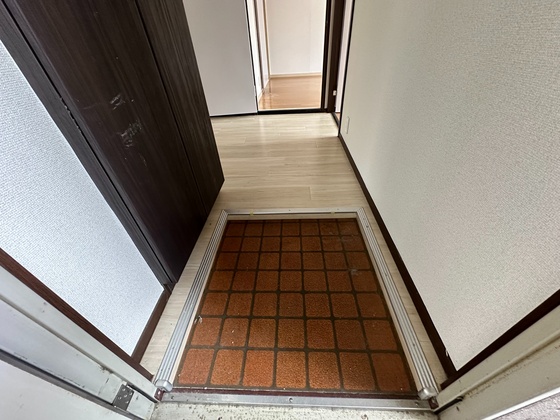 玄関　他号室のお写真です