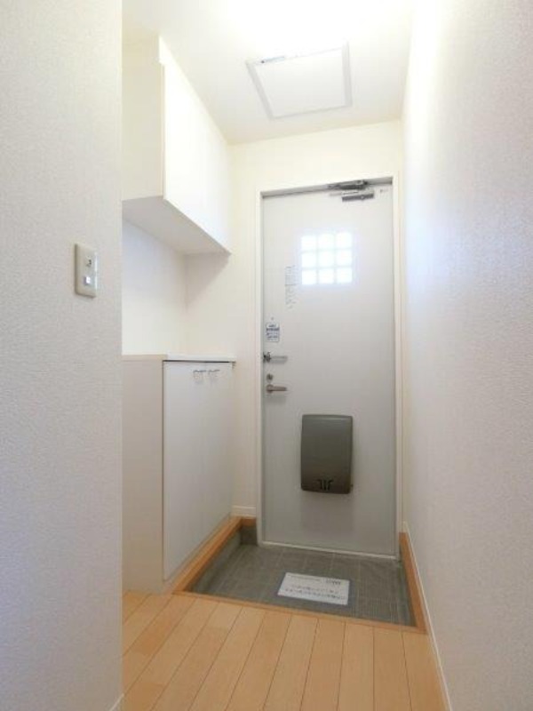 玄関　図面と現状に相違がある場合には現状を優先