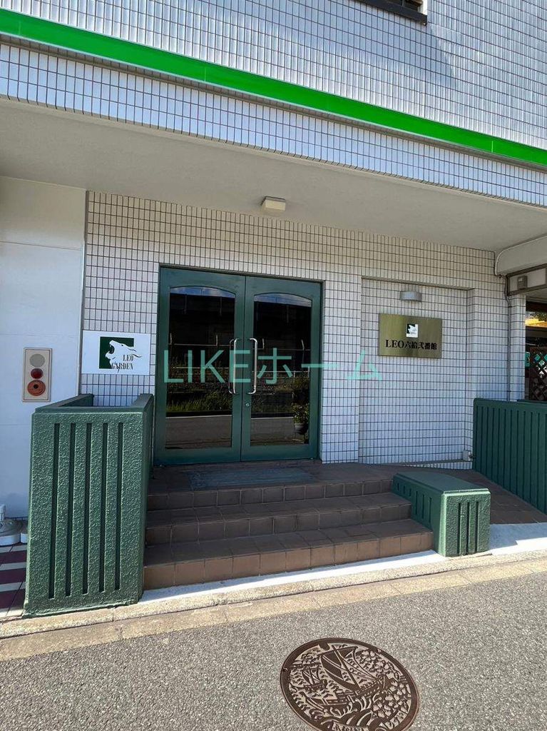 エントランス　エントランス