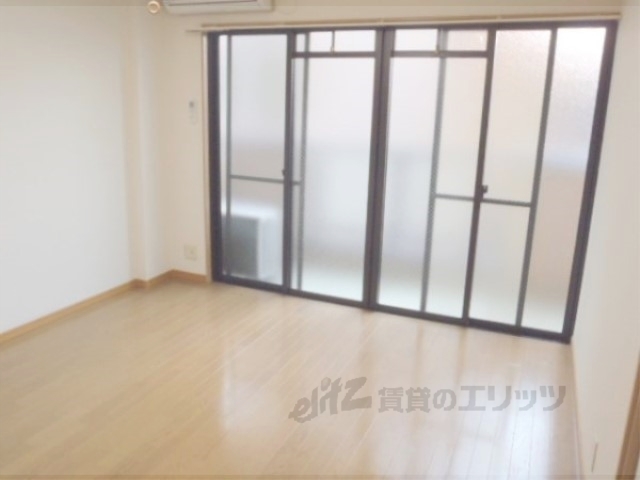 居室・リビング　洋室