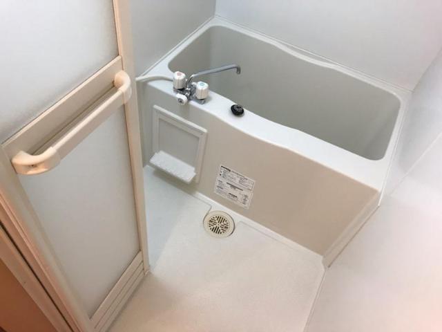 バス・シャワールーム　バス