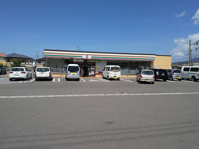 コンビニ　セブンイレブン松山古三津３丁目店（コンビニ）まで650m