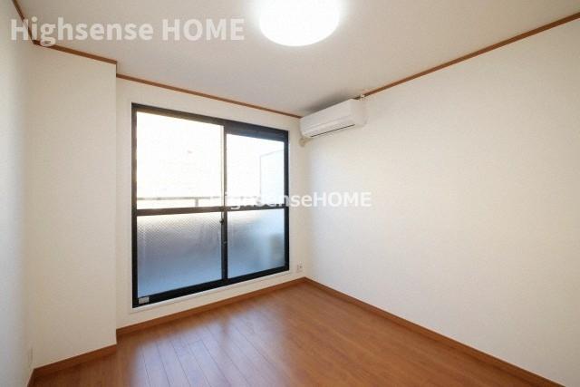 居室・リビング　居間です