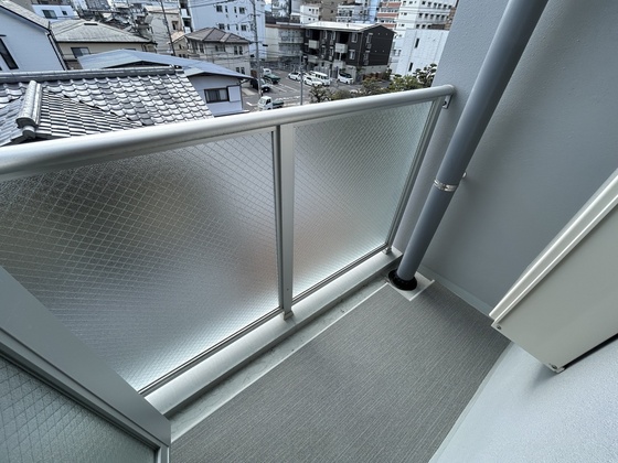 バルコニー　※別部屋の写真です