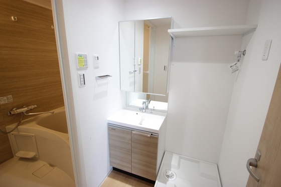 洗面設備　※別部屋の写真です
