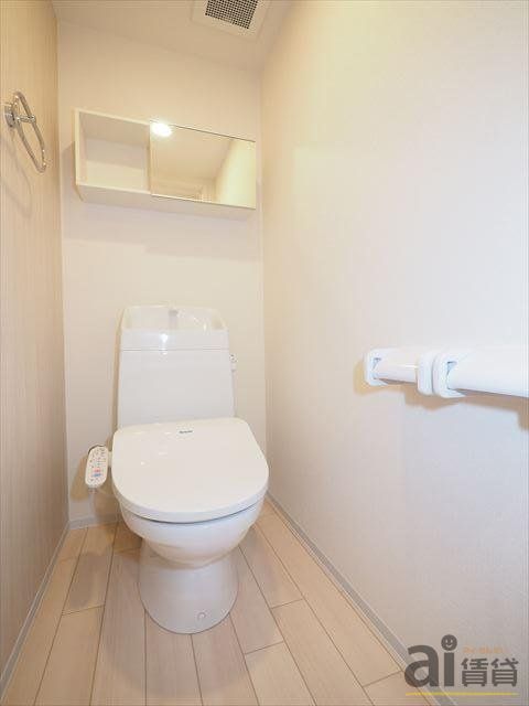 トイレ　※同仕様写真