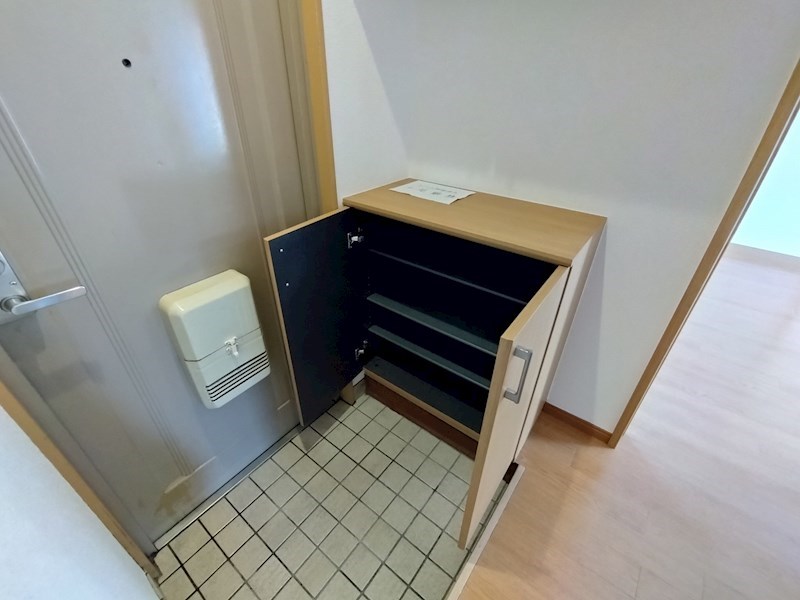 その他設備　シューズボックスが付いていますよ。玄関もスッキリ片付きます。