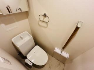 トイレ　※別室の参考写真の為、現況優先です。