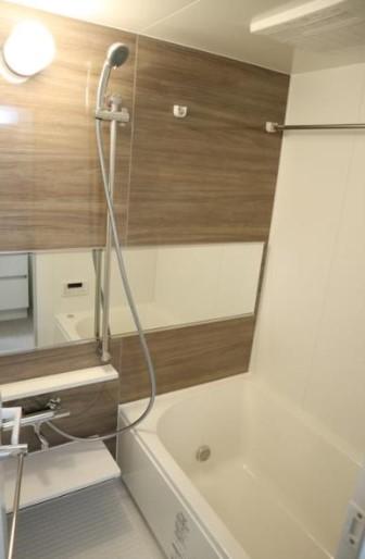 バス・シャワールーム　バス※別部屋参考写真