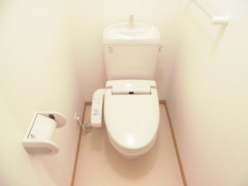 トイレ　図面と現状に相違がある場合には現状を優先
