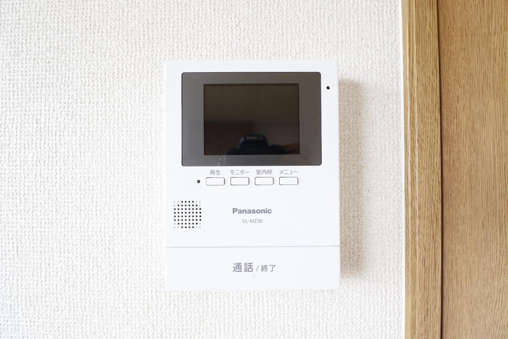 セキュリティ　モニター付きインターホンです♪