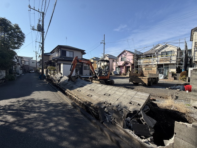 建物外観　～建設中～