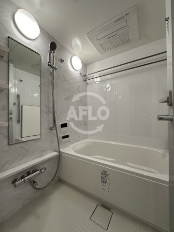 バス・シャワールーム　ブランズタワー大阪本町　浴室