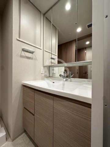 洗面設備　ブランズタワー大阪本町　独立洗面台