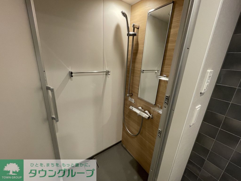 バス・シャワールーム　収納