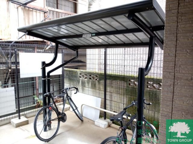 駐車場　駐輪場