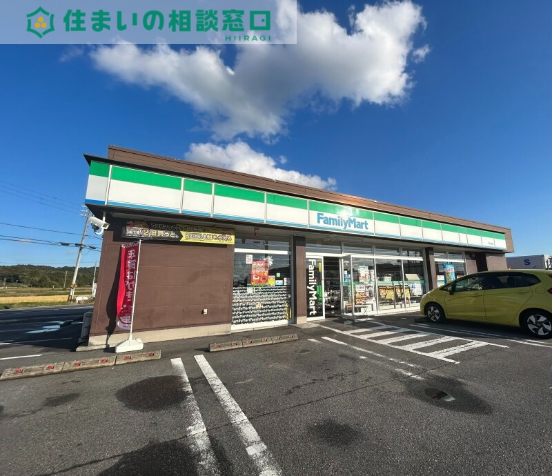 コンビニ　ファミリーマート幸田坂崎店（コンビニ）まで1492m