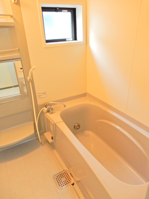 バス・シャワールーム　追焚機能付です。