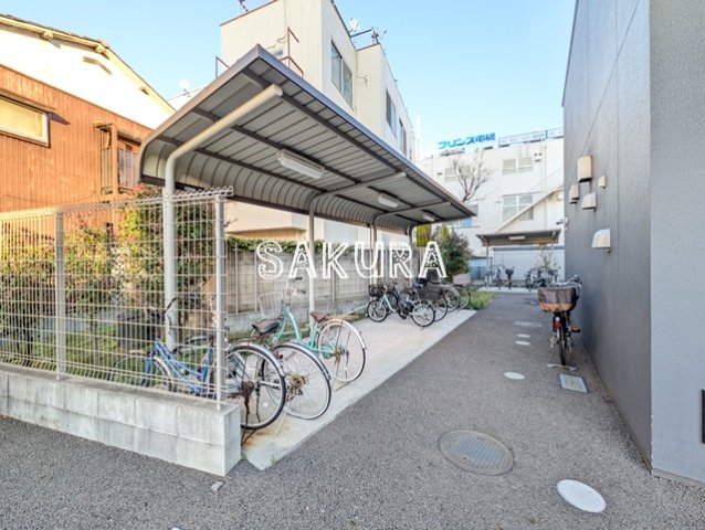 その他共有部分　敷地内駐輪場です♪