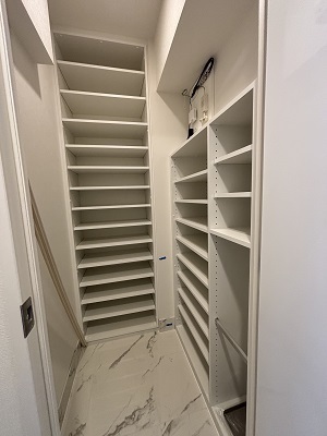 収納　収納豊富な収納シューズクローゼット