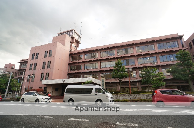 役所　橿原市役所（役所）まで1402m