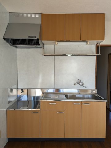 キッチン　2023年12月撮影　※現況を優先致します。