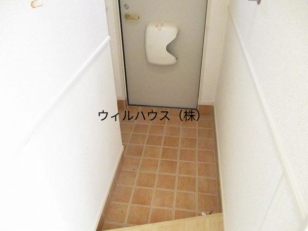 玄関　シューズボックスあり！
