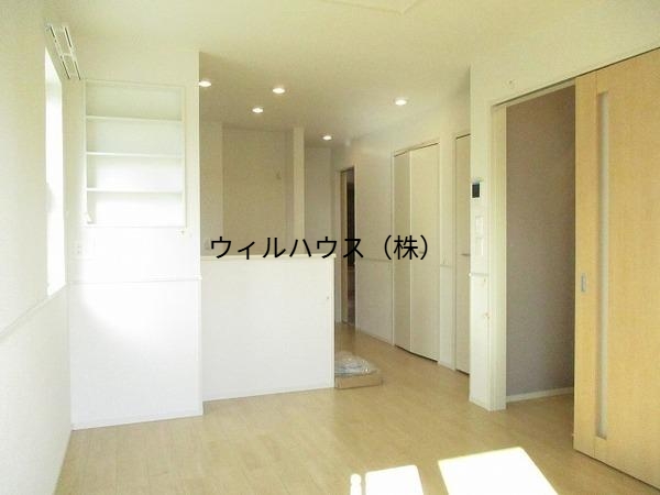 居室・リビング　人気のカウンターキッチン！