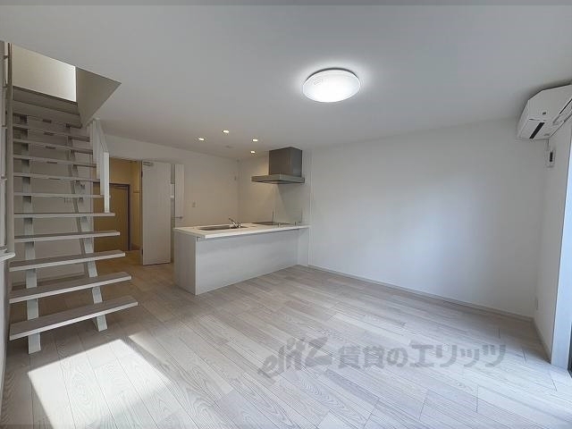 居室・リビング　リビング