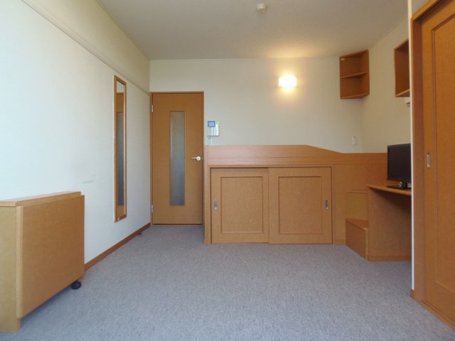 居室・リビング　ゆったり過ごせる居間です